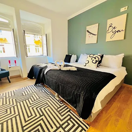 Appartement 67 Amazing Family Flat In Great Location Center Lissabon