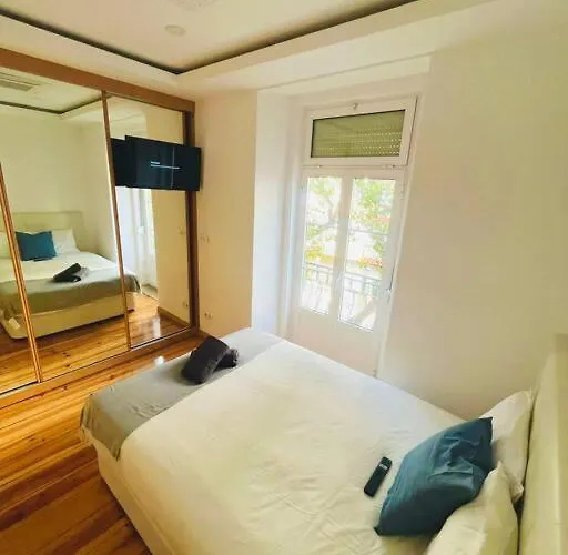 67 Amazing Family Flat In Great Location Center *